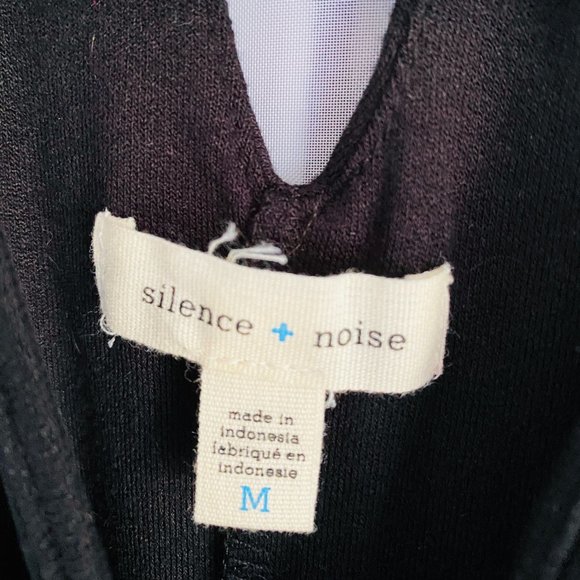 Silence + Noise Black Tank Top - Picture 2 of 3